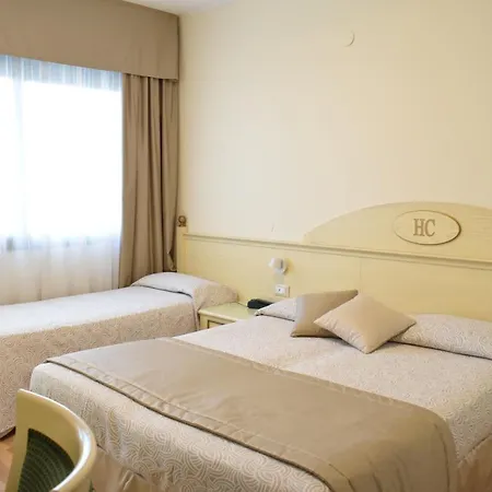 Отель Carlton 4*